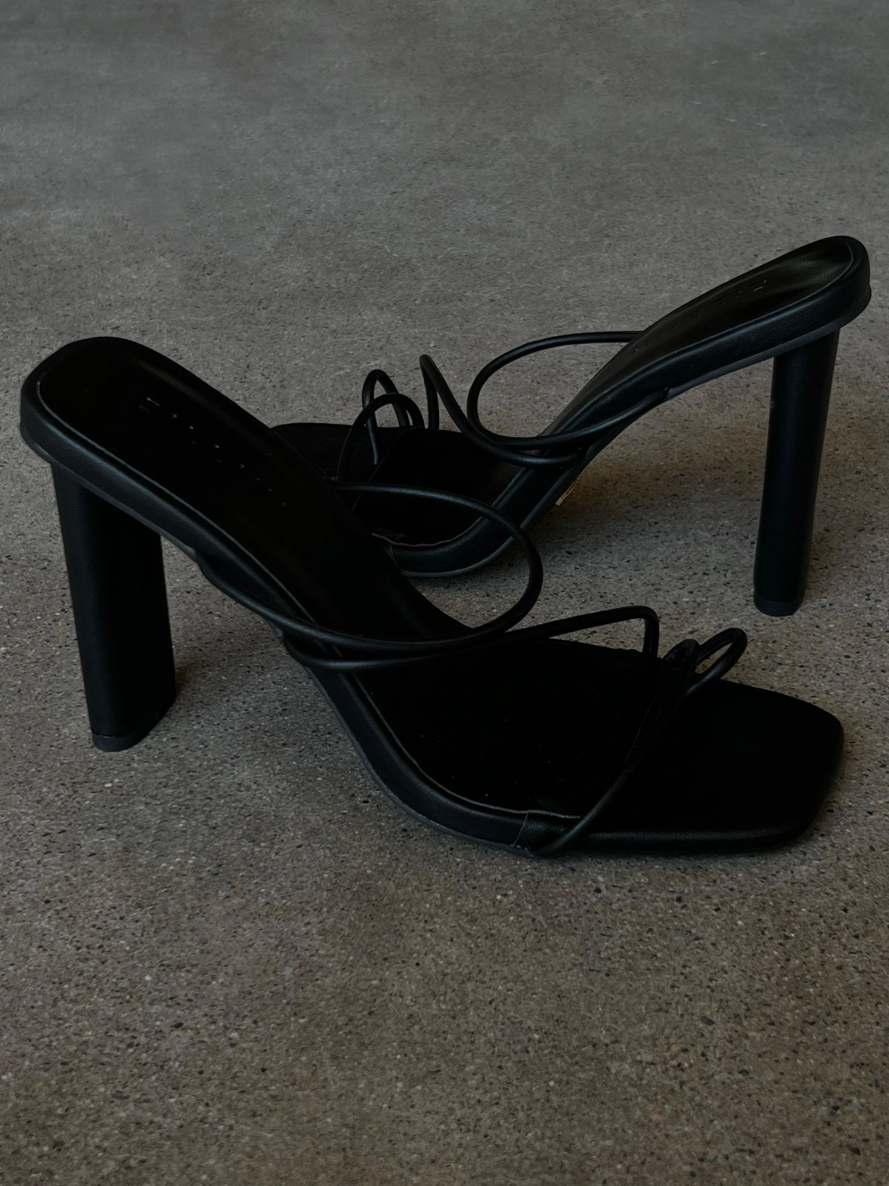 Alari Heel by Billini