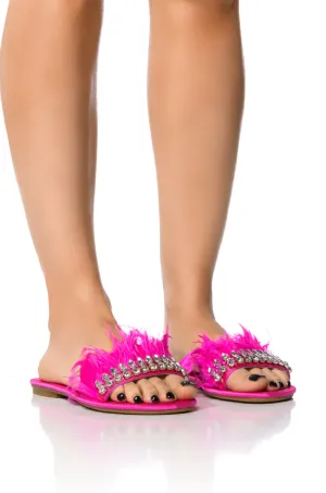 AZALEA WANG FEATHER FLAT SANDAL IN FUCHSIA