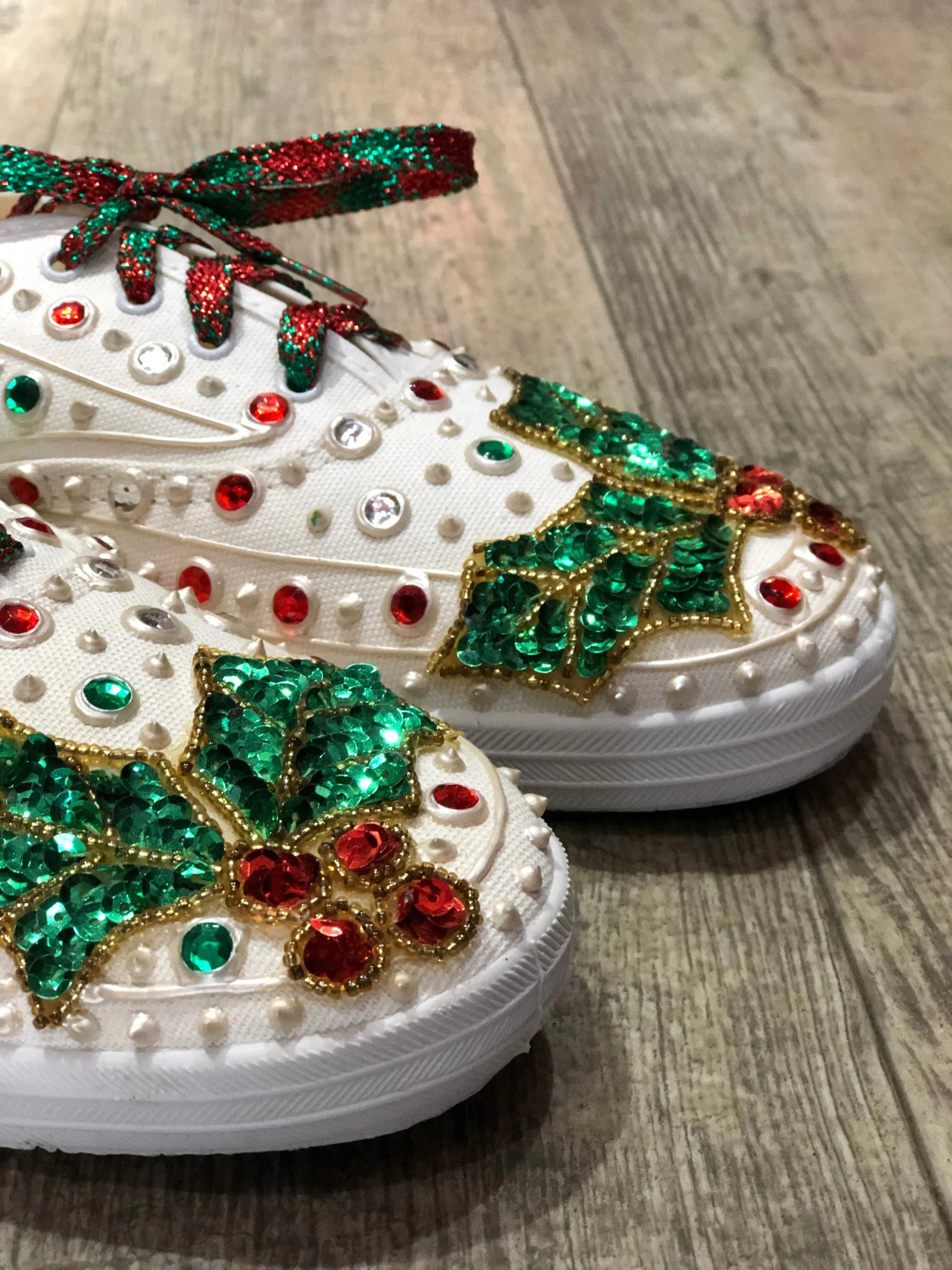 Vintage 80s Sequin Bedazzled Lace Up Christmas Sneakers Size 10